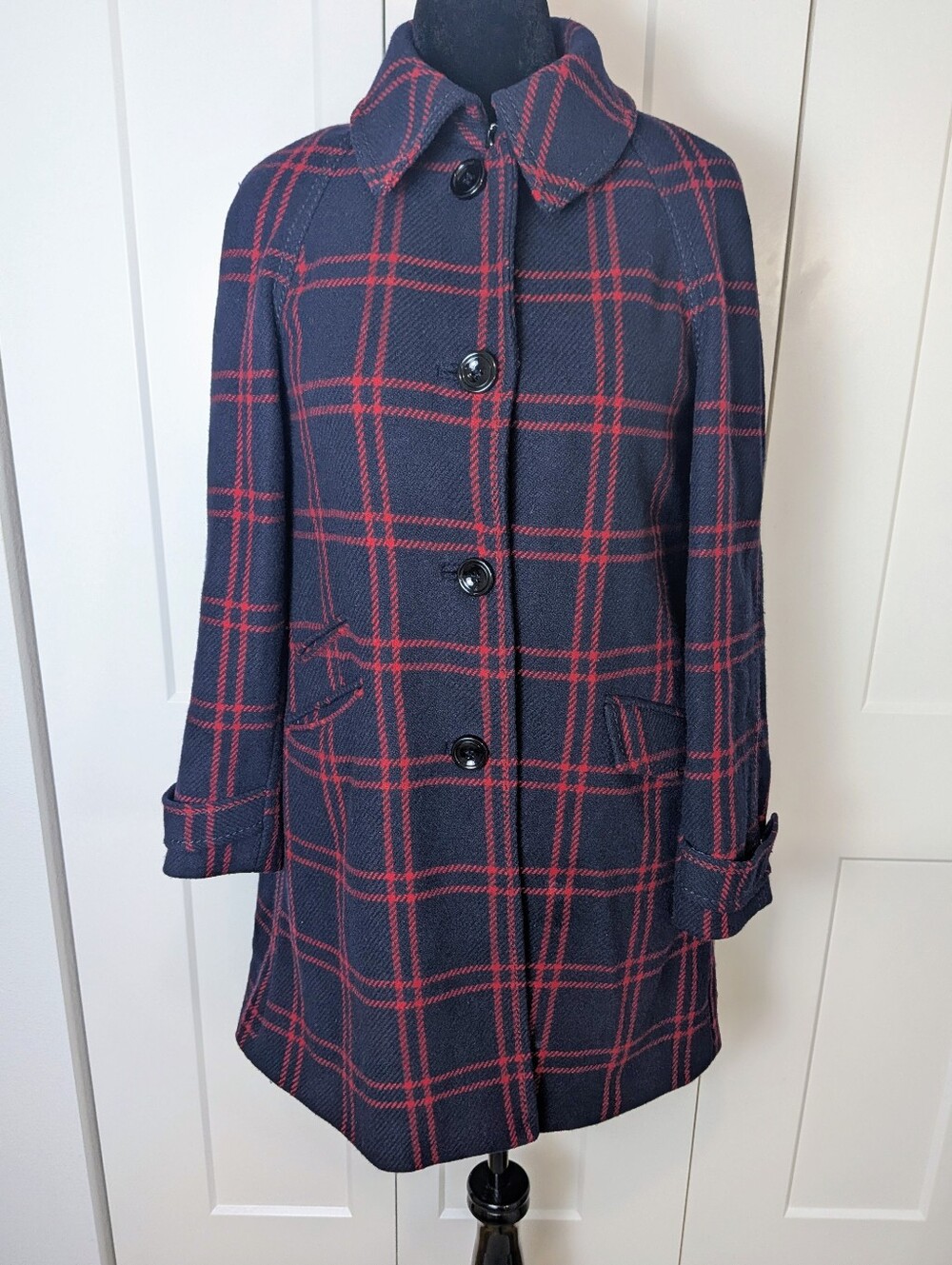 H&M Womens Navy Red Plaid Wool Blend Coat Button Front Lined Pockets Size 6 euc